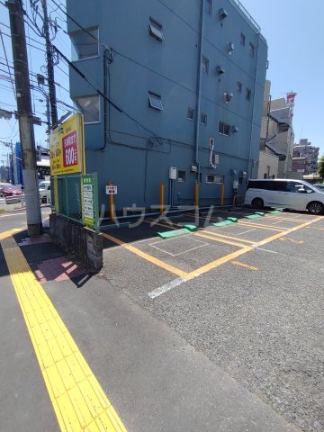 22/30 駐車場