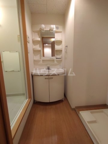 13/30 洗面
