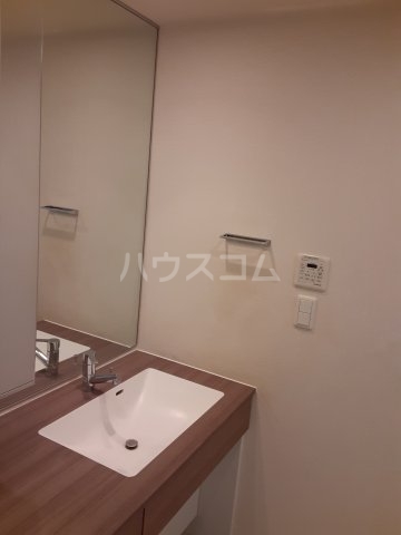 18/30 洗面