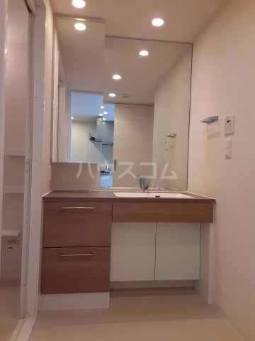 17/30 洗面