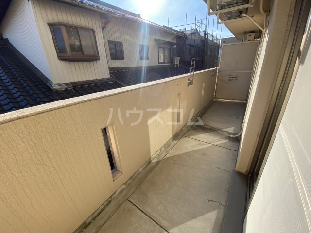 17/26 バルコニー