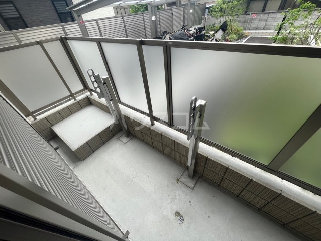 22/30 バルコニー