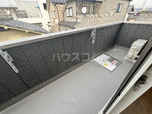 19/30 バルコニー