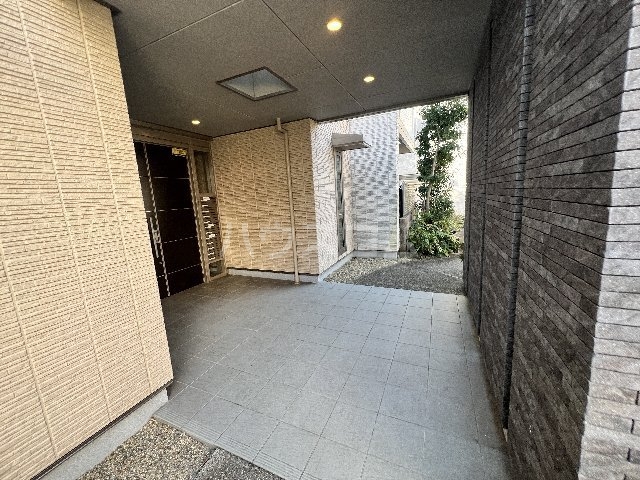 29/30 エントランス