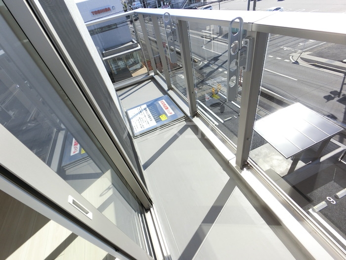 13/23 バルコニー