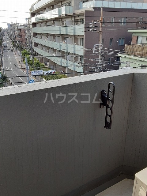 18/28 バルコニー