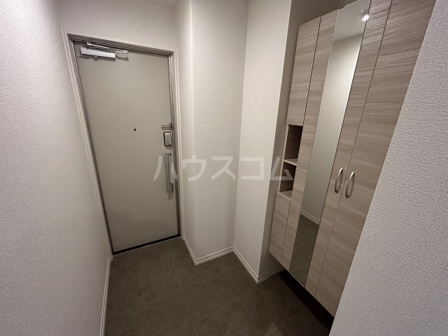 13/30 玄関