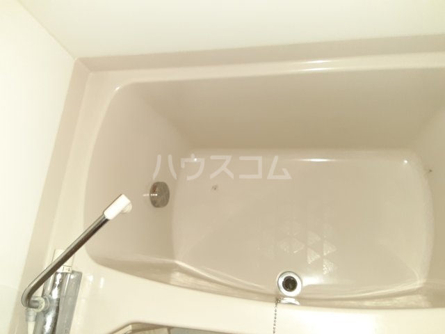 16/30 浴室