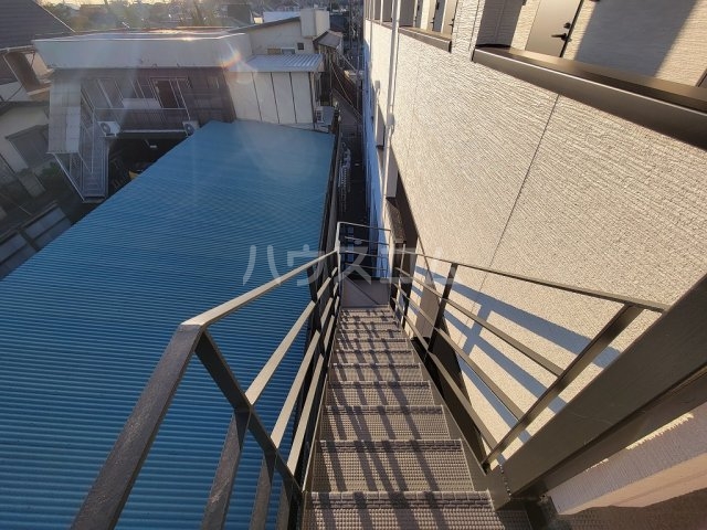 21/30 バルコニー