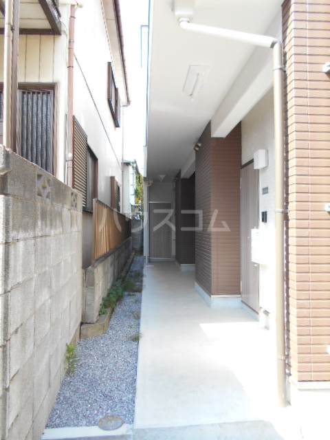 22/30 エントランス