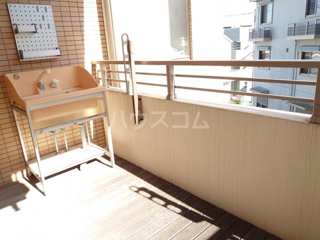 19/30 バルコニー