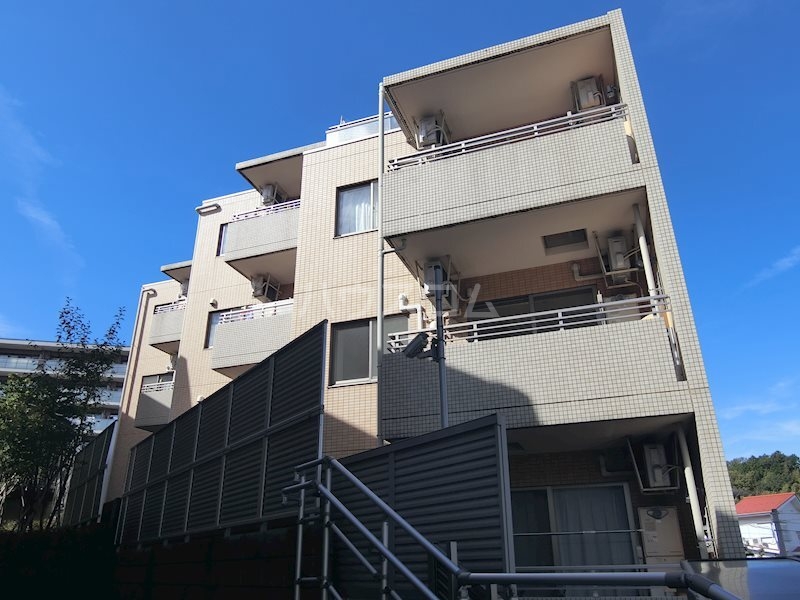 2/30 外観