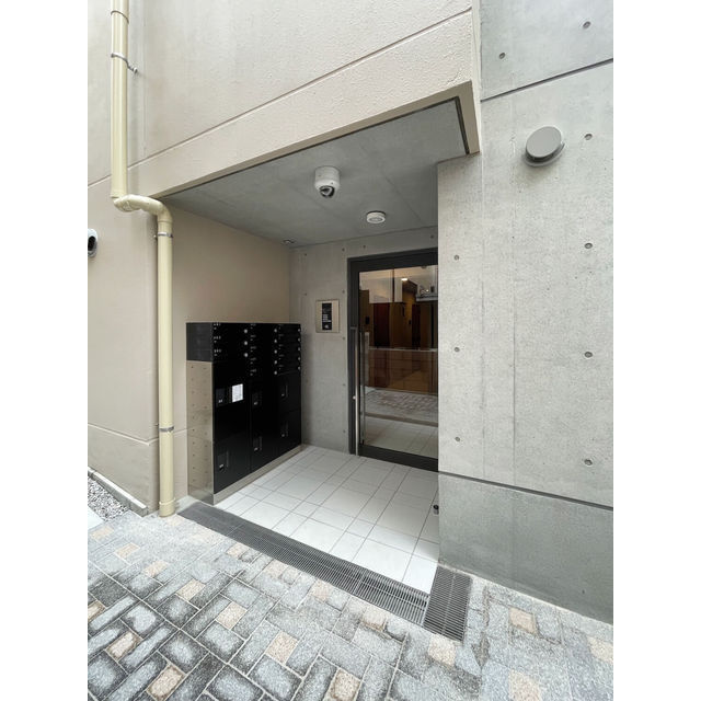 17/20 エントランス