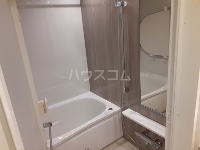 16/30 浴室