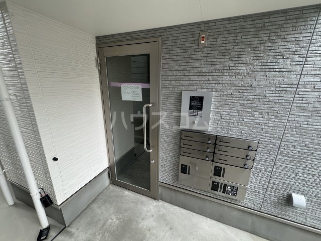 17/21 エントランス