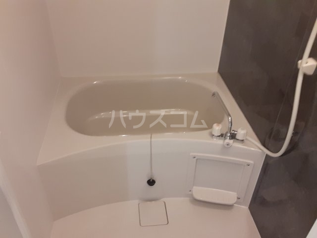 17/30 浴室
