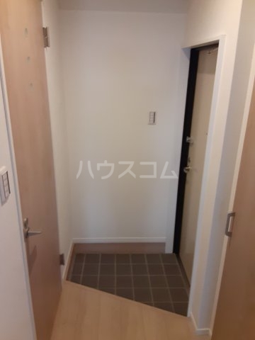 13/30 玄関