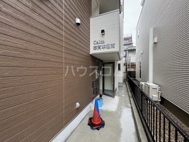 16/26 エントランス