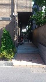 16/26 エントランス