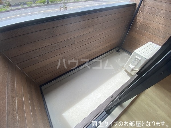 21/30 バルコニー