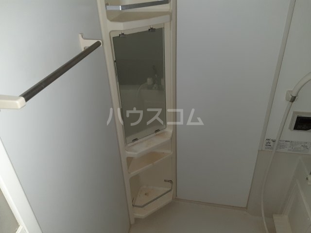 15/30 浴室
