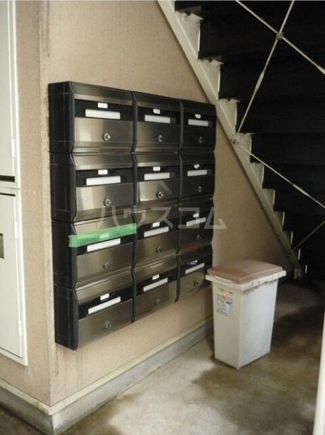 18/22 エントランス