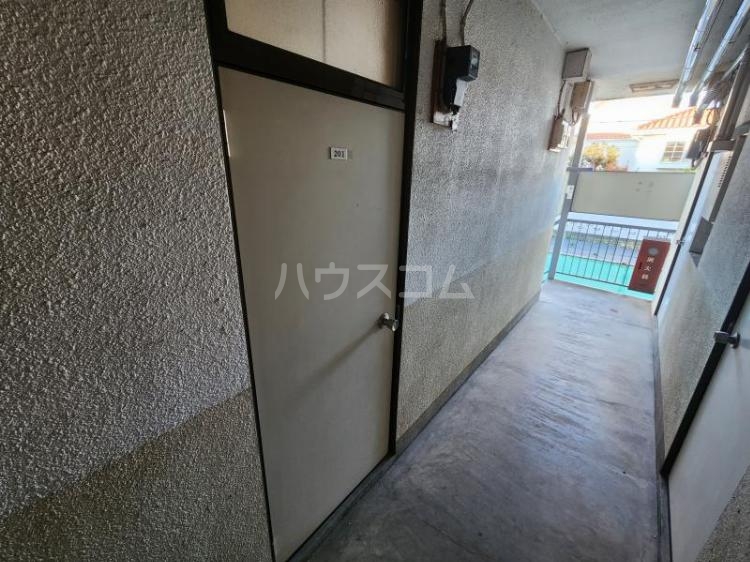 2/11 エントランス