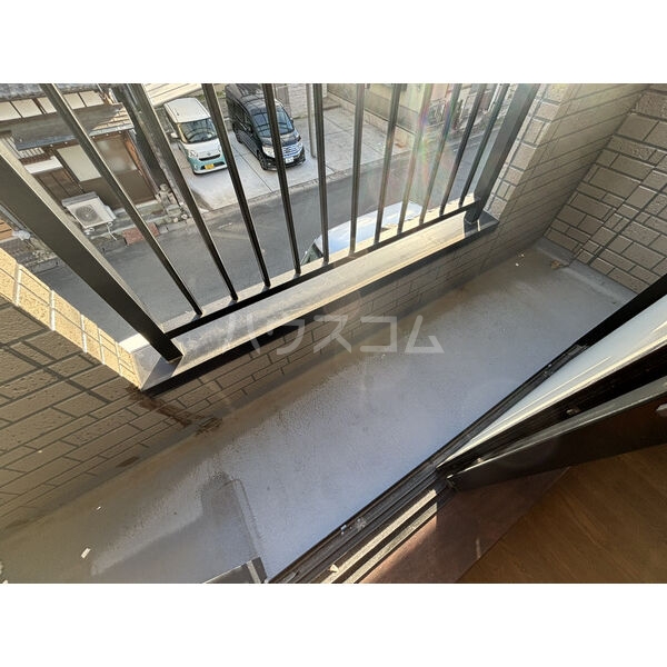 14/27 バルコニー