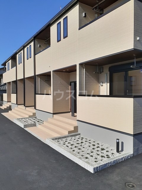 14/20 エントランス