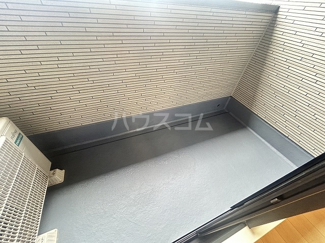 21/30 バルコニー