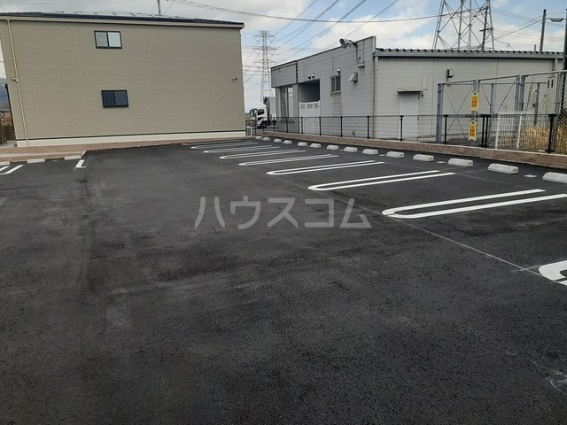 14/20 駐車場