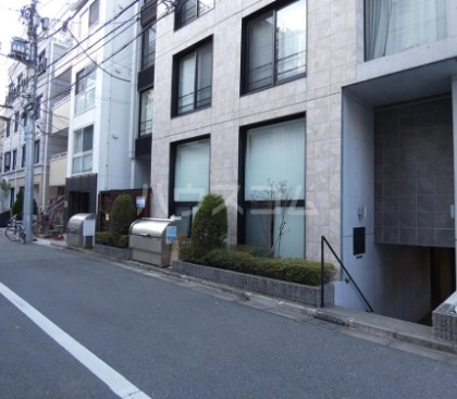 2/8 外観