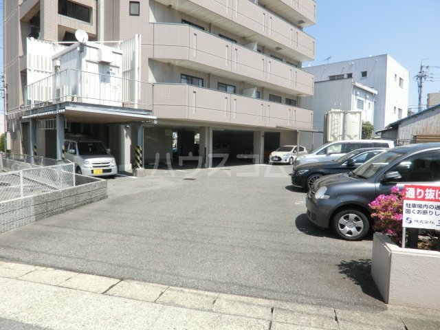 17/24 駐車場