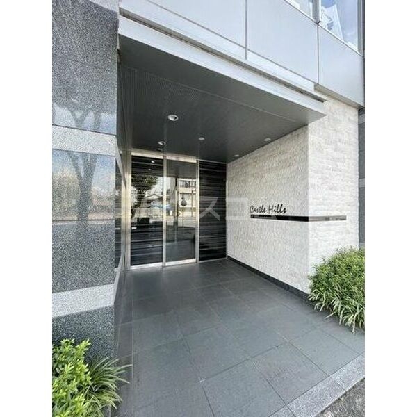 15/17 エントランス