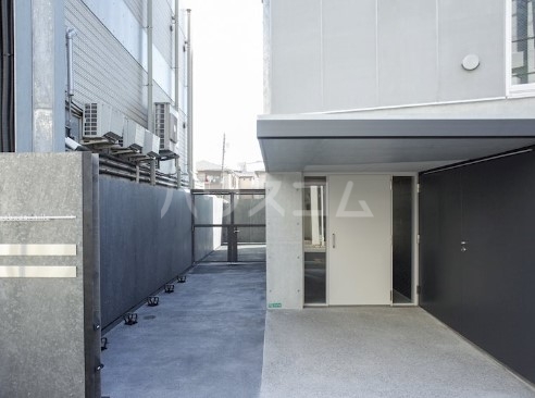 2/6 エントランス