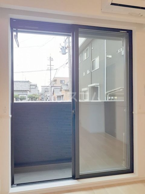 13/21 バルコニー