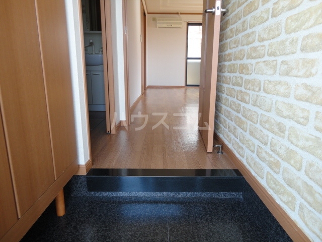 13/30 玄関