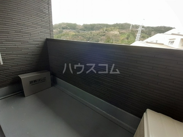 14/27 バルコニー