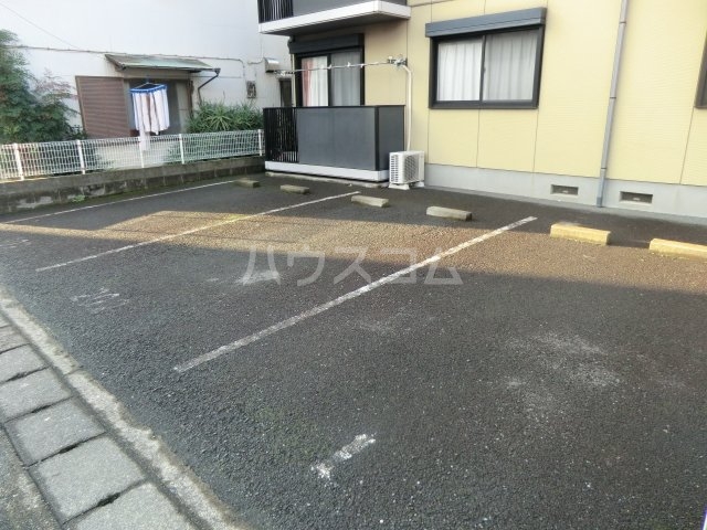 3/7 駐車場