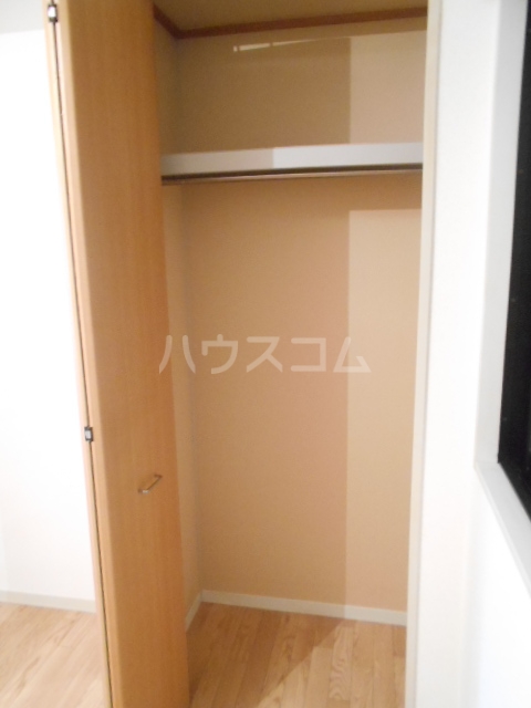 13/30 収納