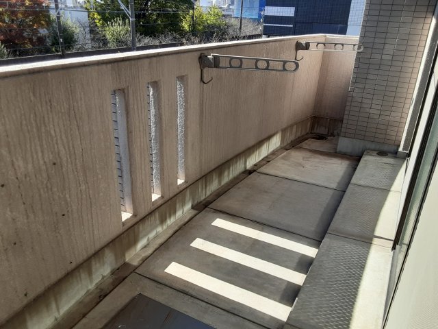 22/30 バルコニー