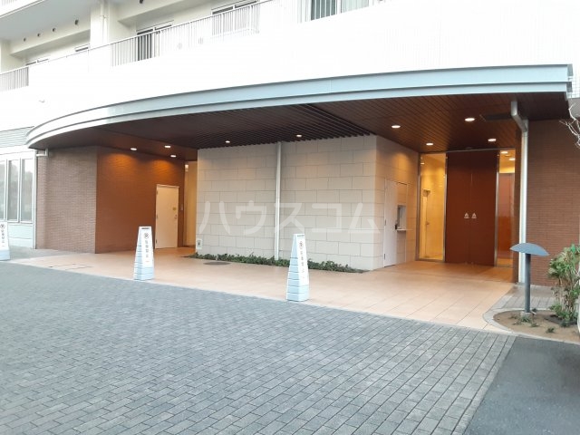 29/30 エントランス
