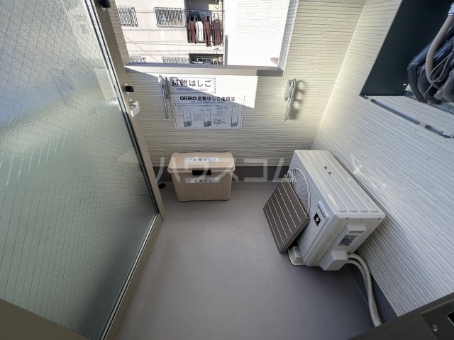 19/30 バルコニー