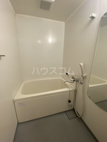 14/30 浴室