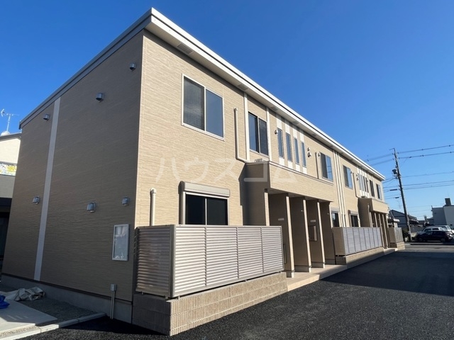 24/30 エントランス