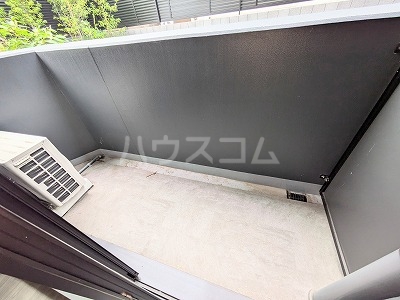 15/28 バルコニー