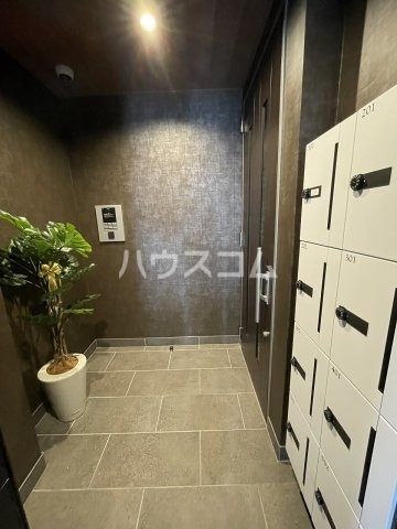 15/21 エントランス