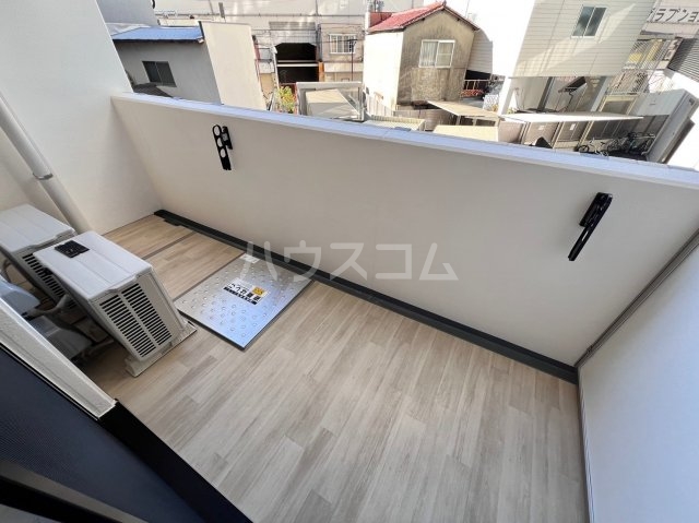 26/30 バルコニー