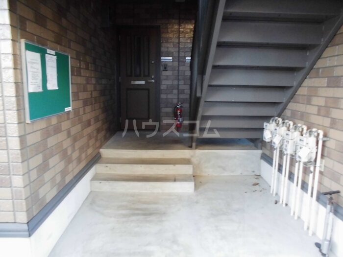 17/21 エントランス