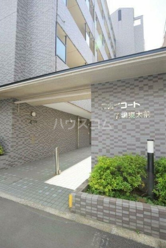 17/27 エントランス